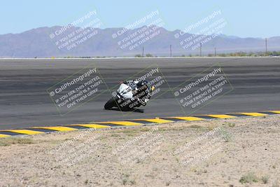 media/May-06-2024-Moto Forza (Mon) [[b33359f27d]]/1-Advanced/Session 2 (Bowl)/
